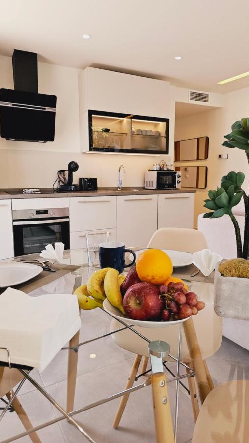 Nogalera Quintessence Apartment With Private Parking By Namaste Elite Τορρεμολίνος Εξωτερικό φωτογραφία