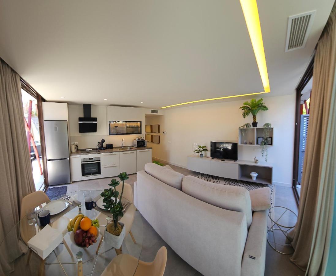 Nogalera Quintessence Apartment With Private Parking By Namaste Elite Τορρεμολίνος Εξωτερικό φωτογραφία