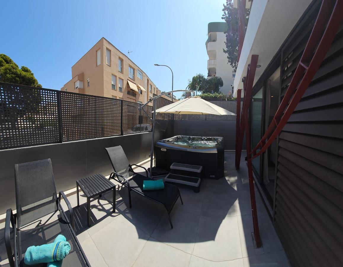 Nogalera Quintessence Apartment With Private Parking By Namaste Elite Τορρεμολίνος Εξωτερικό φωτογραφία