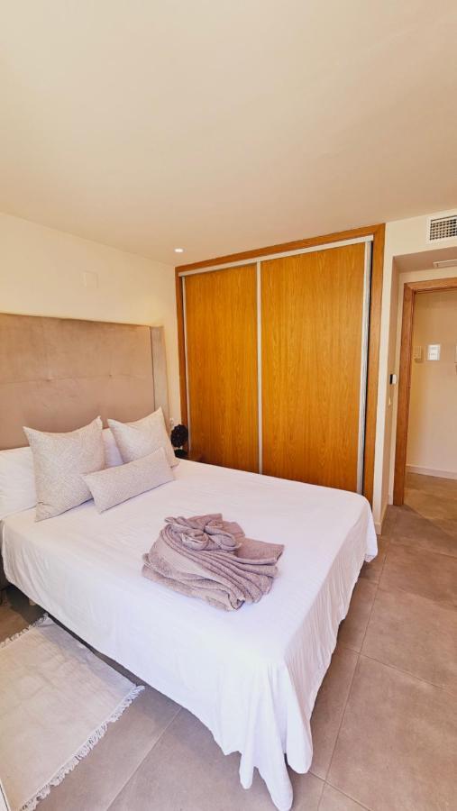 Nogalera Quintessence Apartment With Private Parking By Namaste Elite Τορρεμολίνος Εξωτερικό φωτογραφία