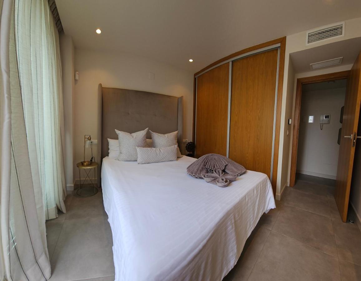 Nogalera Quintessence Apartment With Private Parking By Namaste Elite Τορρεμολίνος Εξωτερικό φωτογραφία