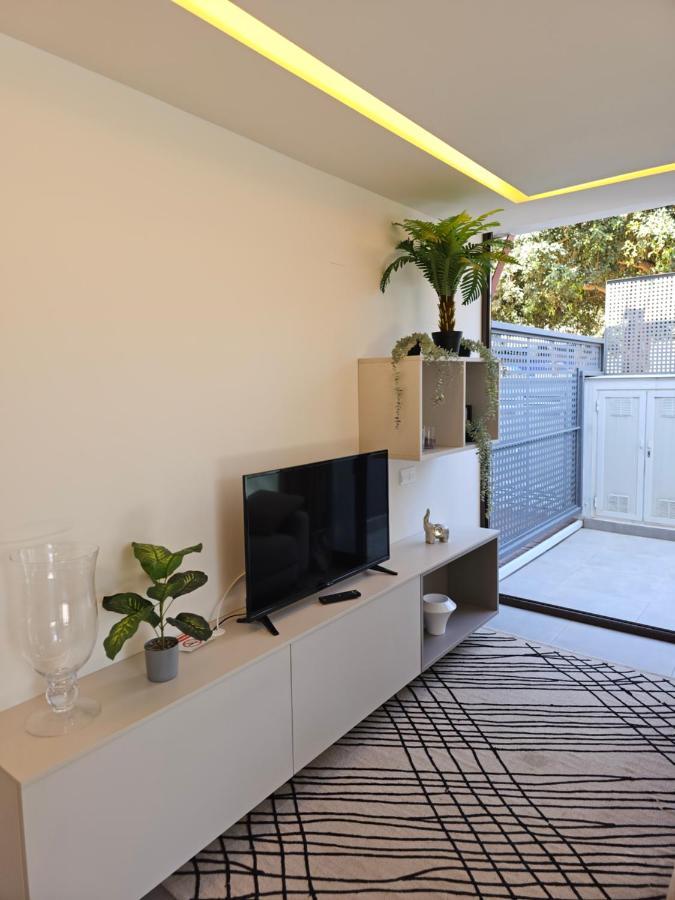 Nogalera Quintessence Apartment With Private Parking By Namaste Elite Τορρεμολίνος Εξωτερικό φωτογραφία